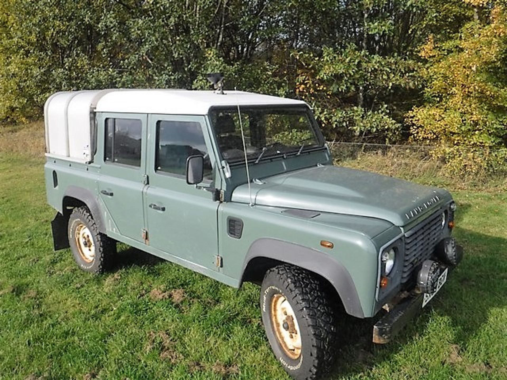 LAND ROVER DEFENDER 110 D/C P-U - 2402cc - Image 15 of 15