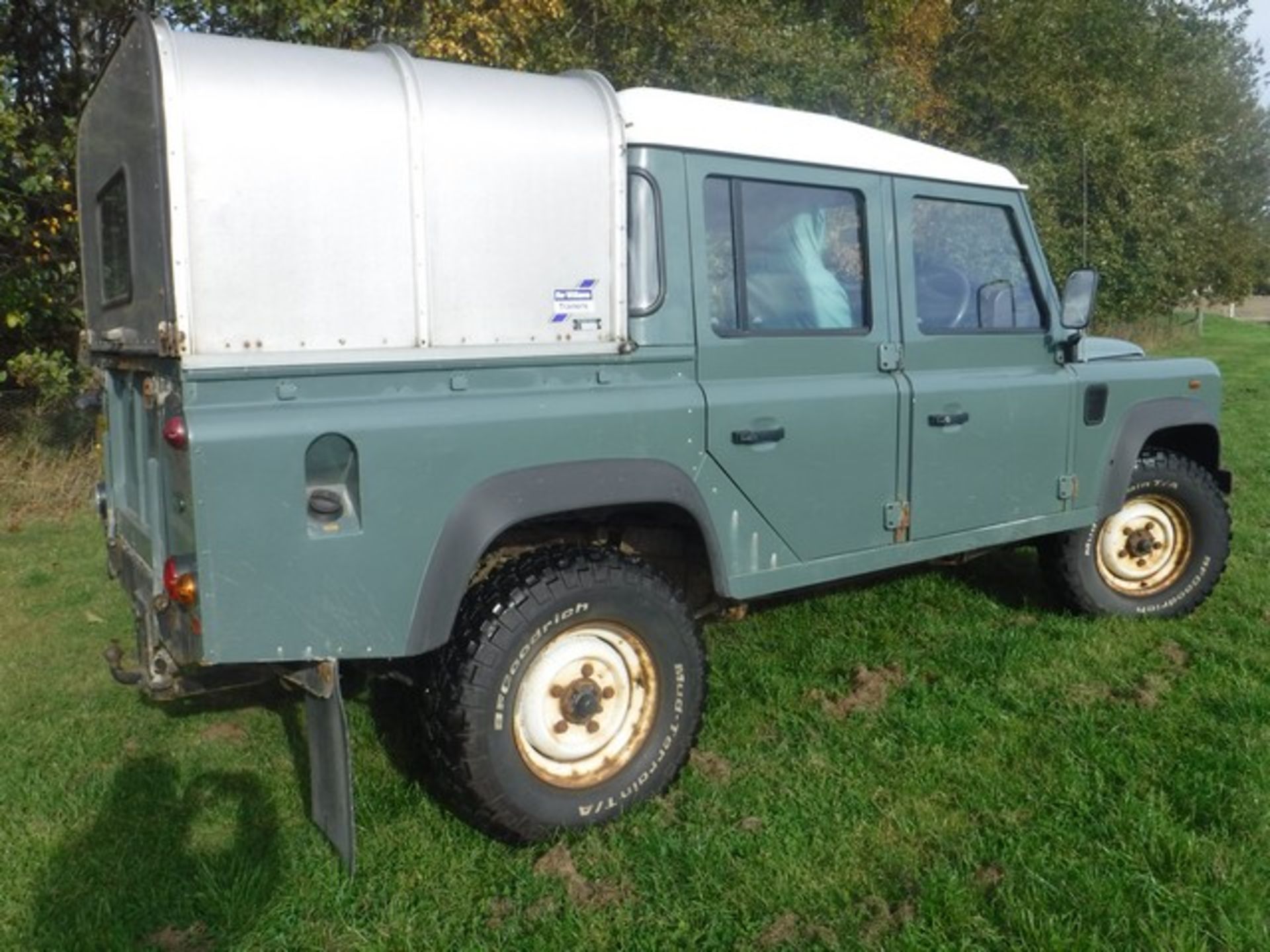 LAND ROVER DEFENDER 110 D/C P-U - 2402cc - Image 3 of 15