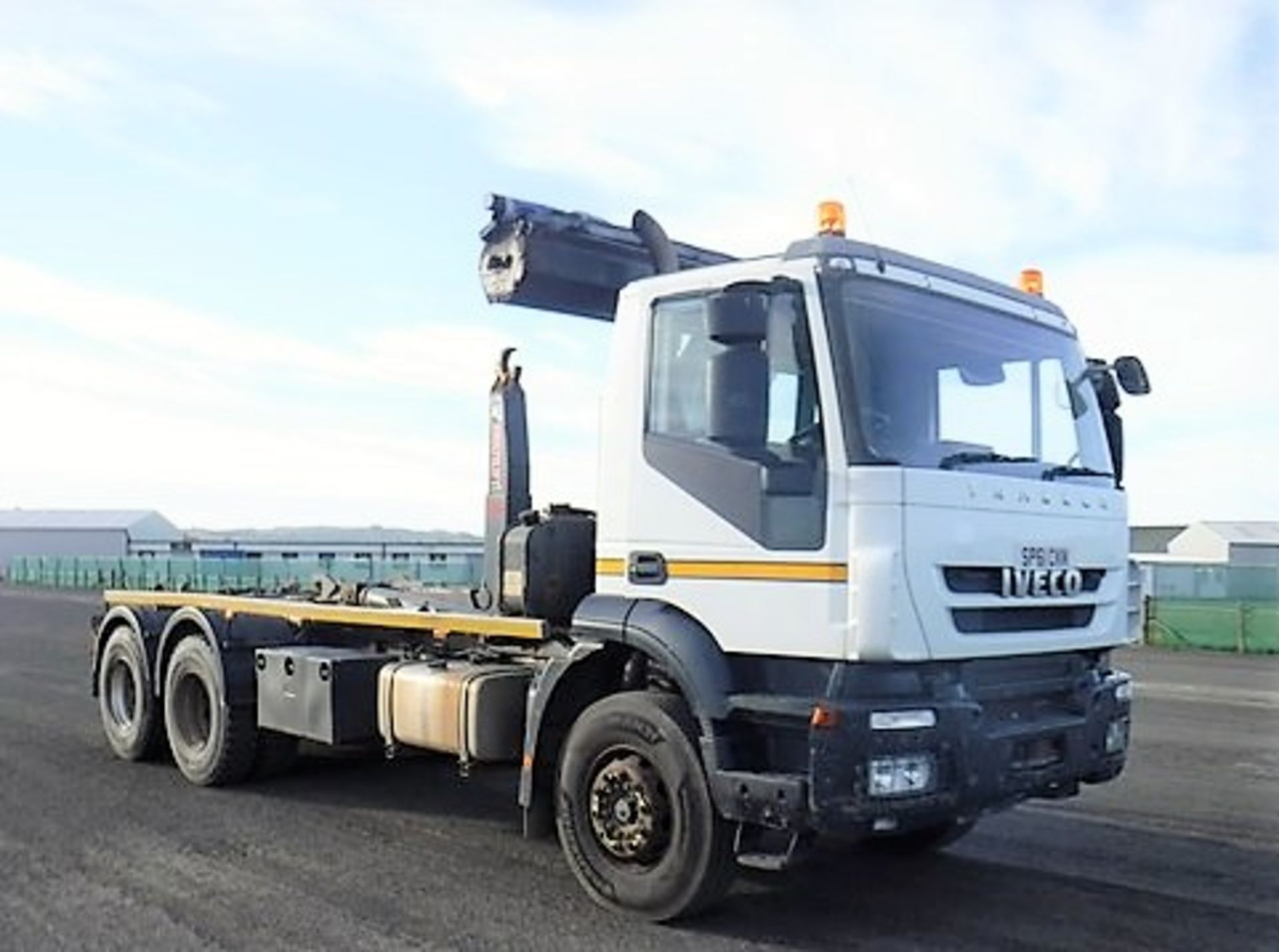 IVECO AD260T36 TRAKKER - 7790cc - Image 17 of 23