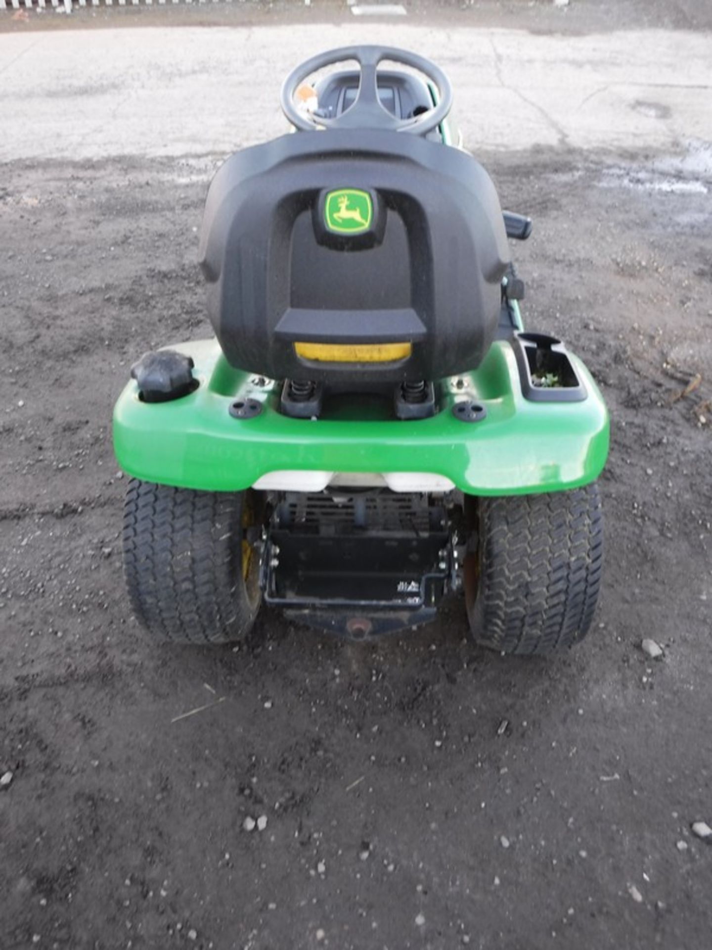 2008 JOHN DEERE X300. Tractor only, no engine or cutting deck. S/N MOX30013085788 - Image 5 of 9