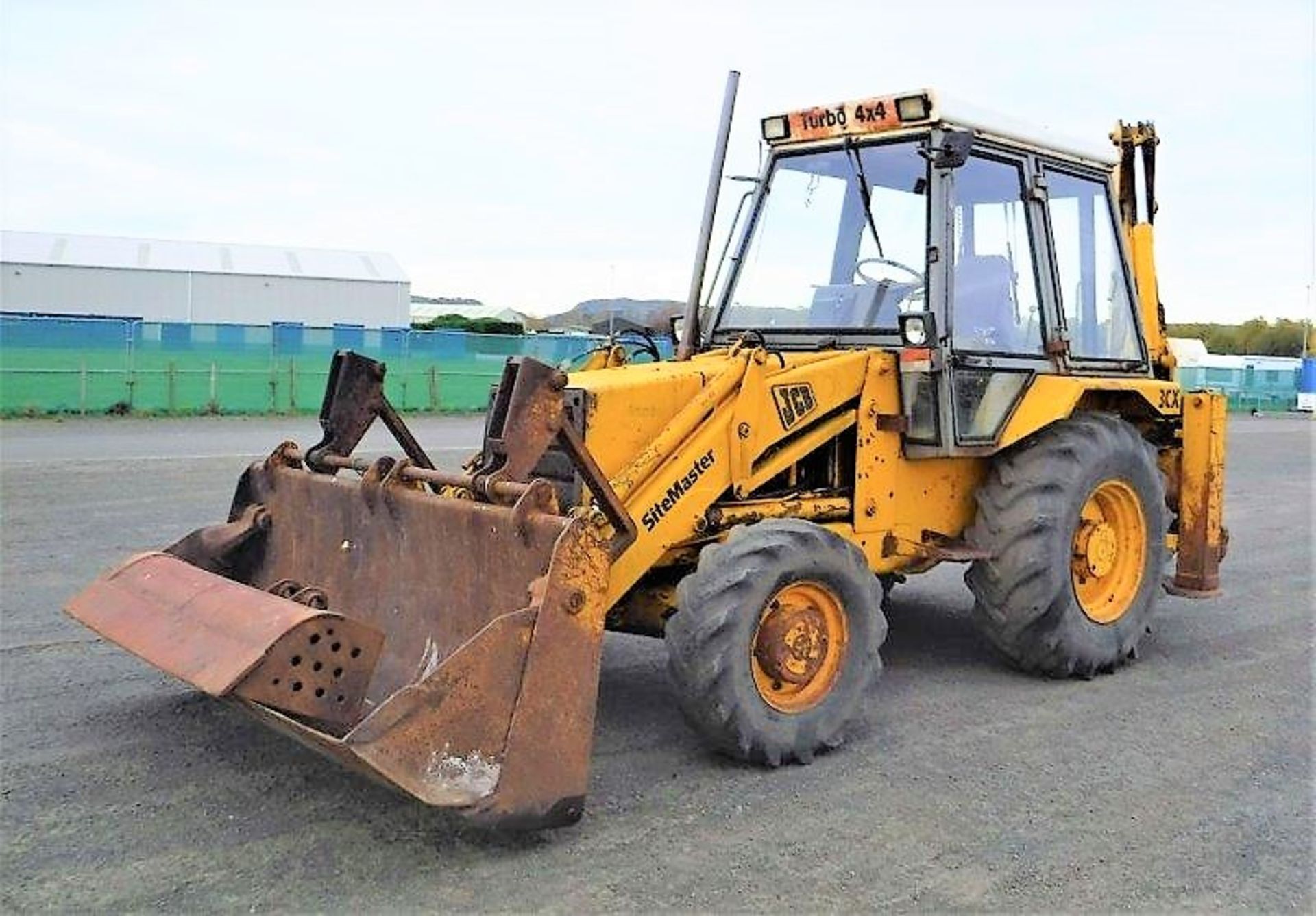 1990 JCB 3CX TURBO 4X4 Reg No G976 CFS 5700hrs (not verified)