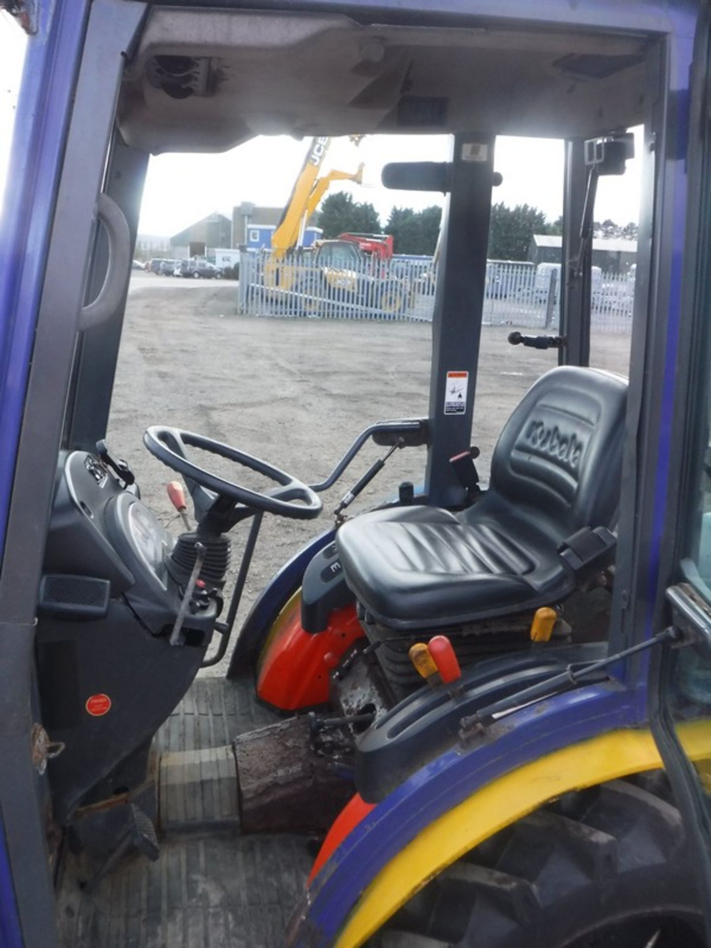 KUBOTA B2400 1123cc - Bild 2 aus 14