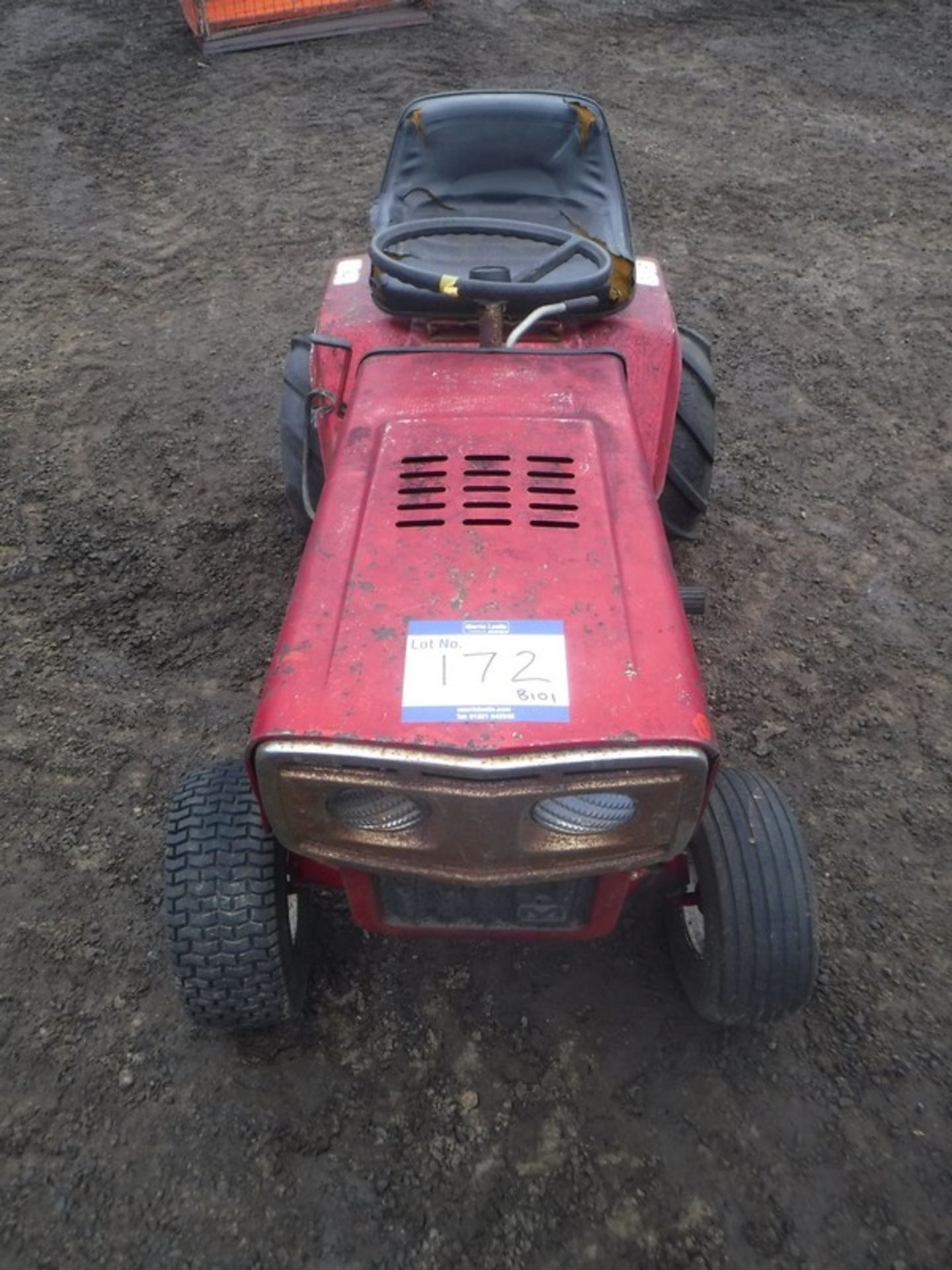 MOUNTFIELD 11/36 ride on tractor without cutting deck. S/N 36502X782063 - Image 2 of 9