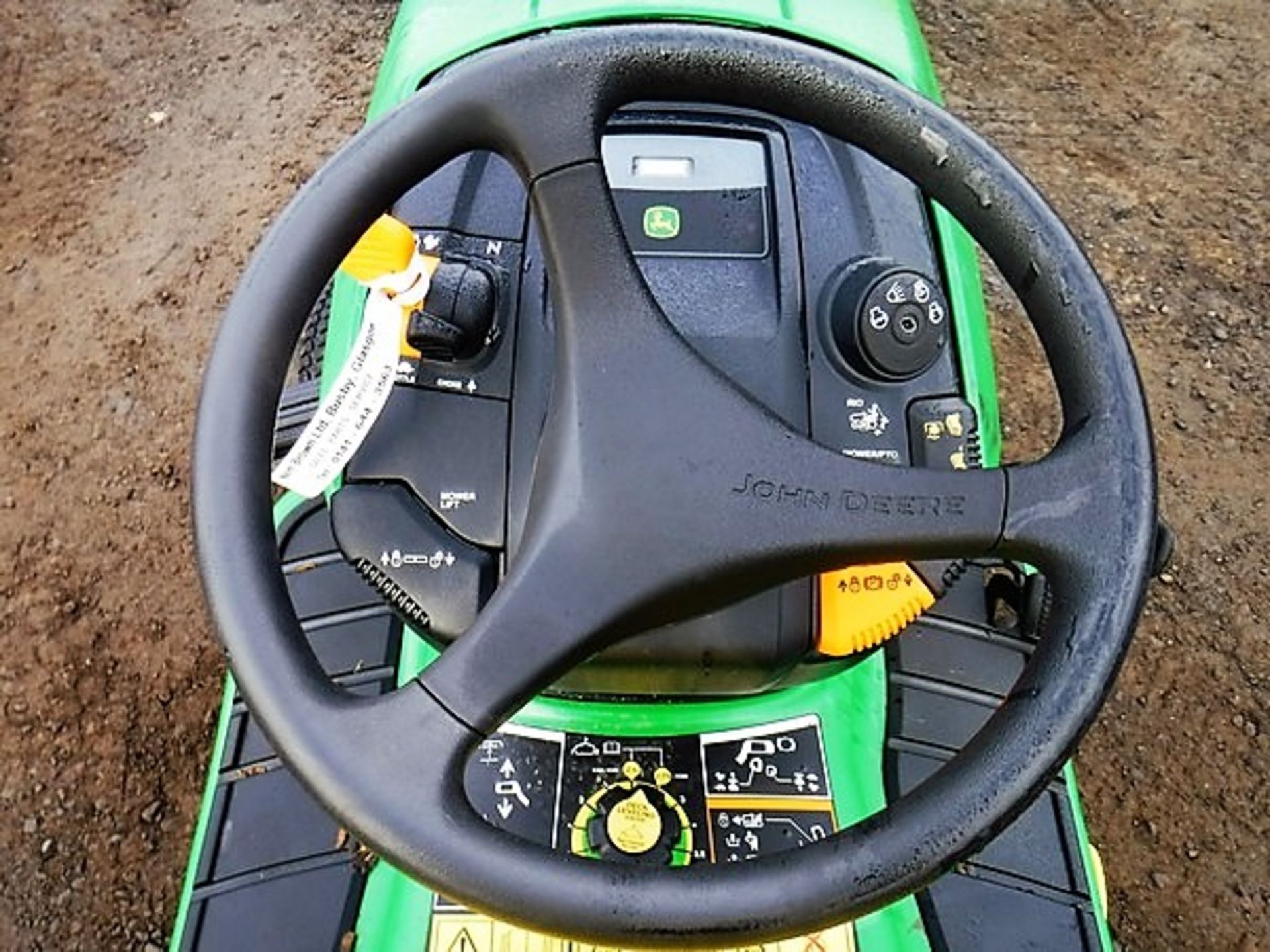 JOHN DEERE X300 42" edge deck. S/N MOX3000G085061 - Bild 2 aus 13