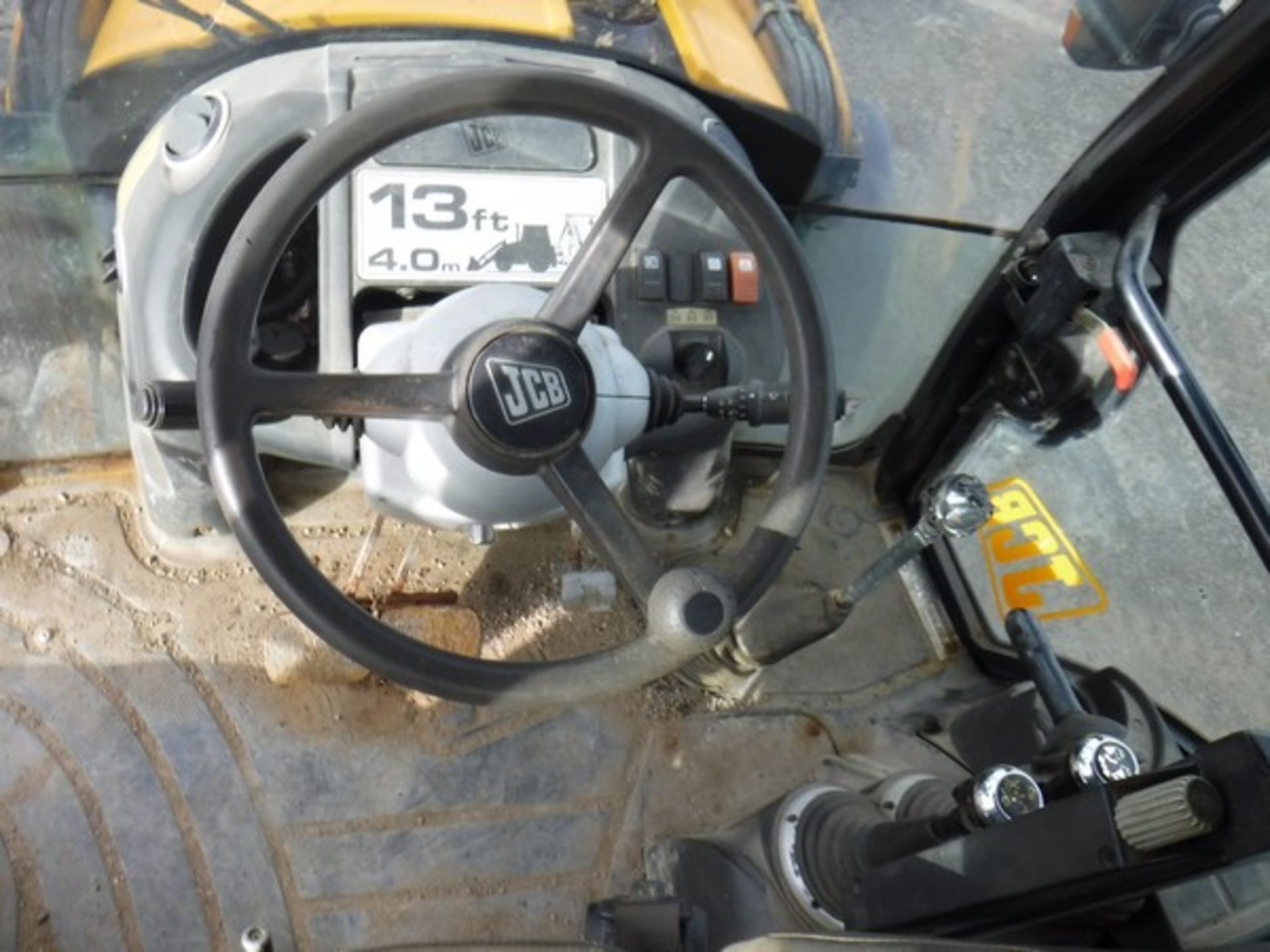 2006 JCB 3CX backhoe loader c/w 1 rear bucket & 1 front bucket.. Reg - SV55 FPD. S/N 0967334. 6142hr - Image 7 of 17