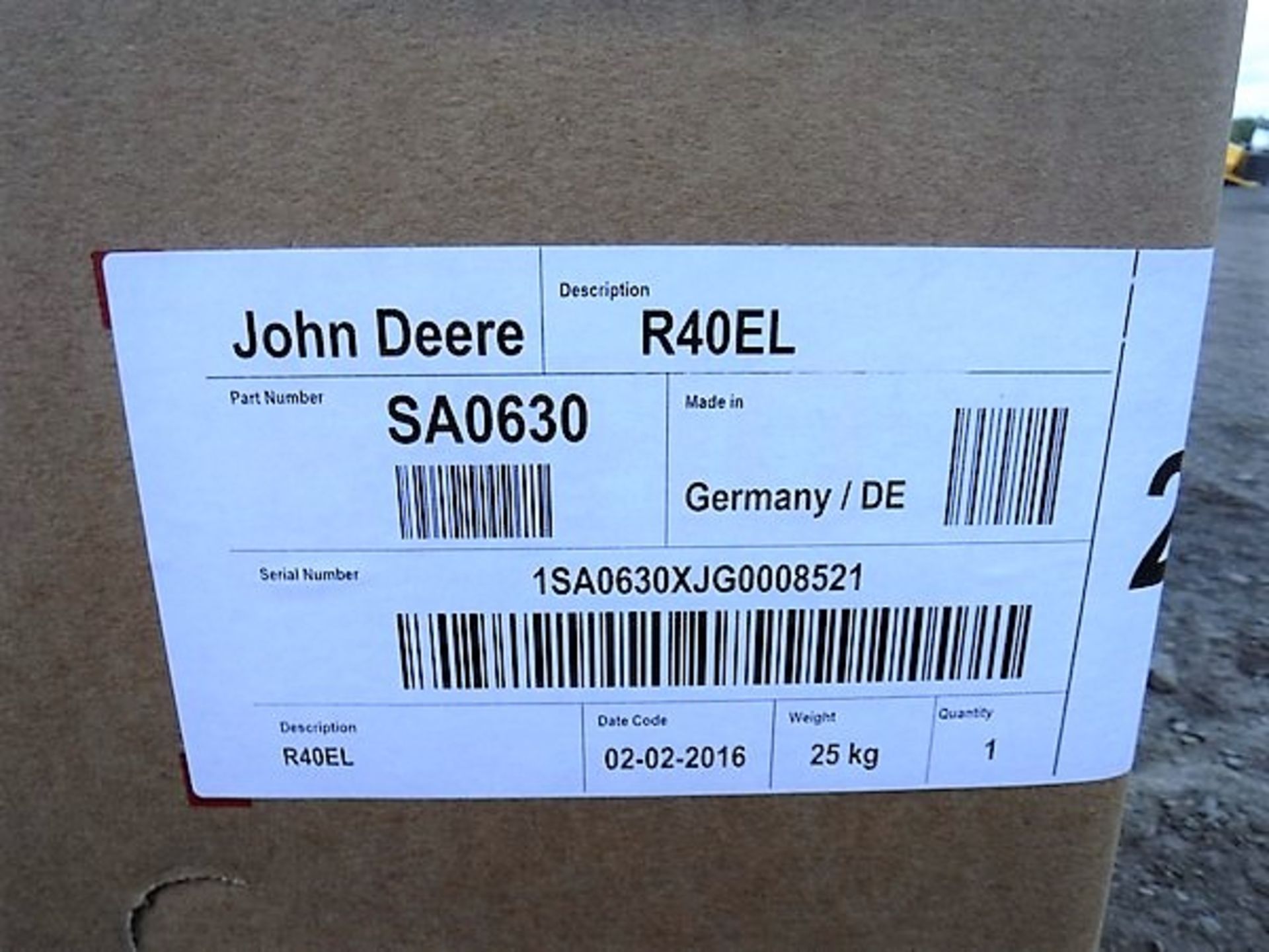 JOHN DEERE R40EL 240v push rotary c/w collection S/N ISA0630XJG0008521 - Image 2 of 2