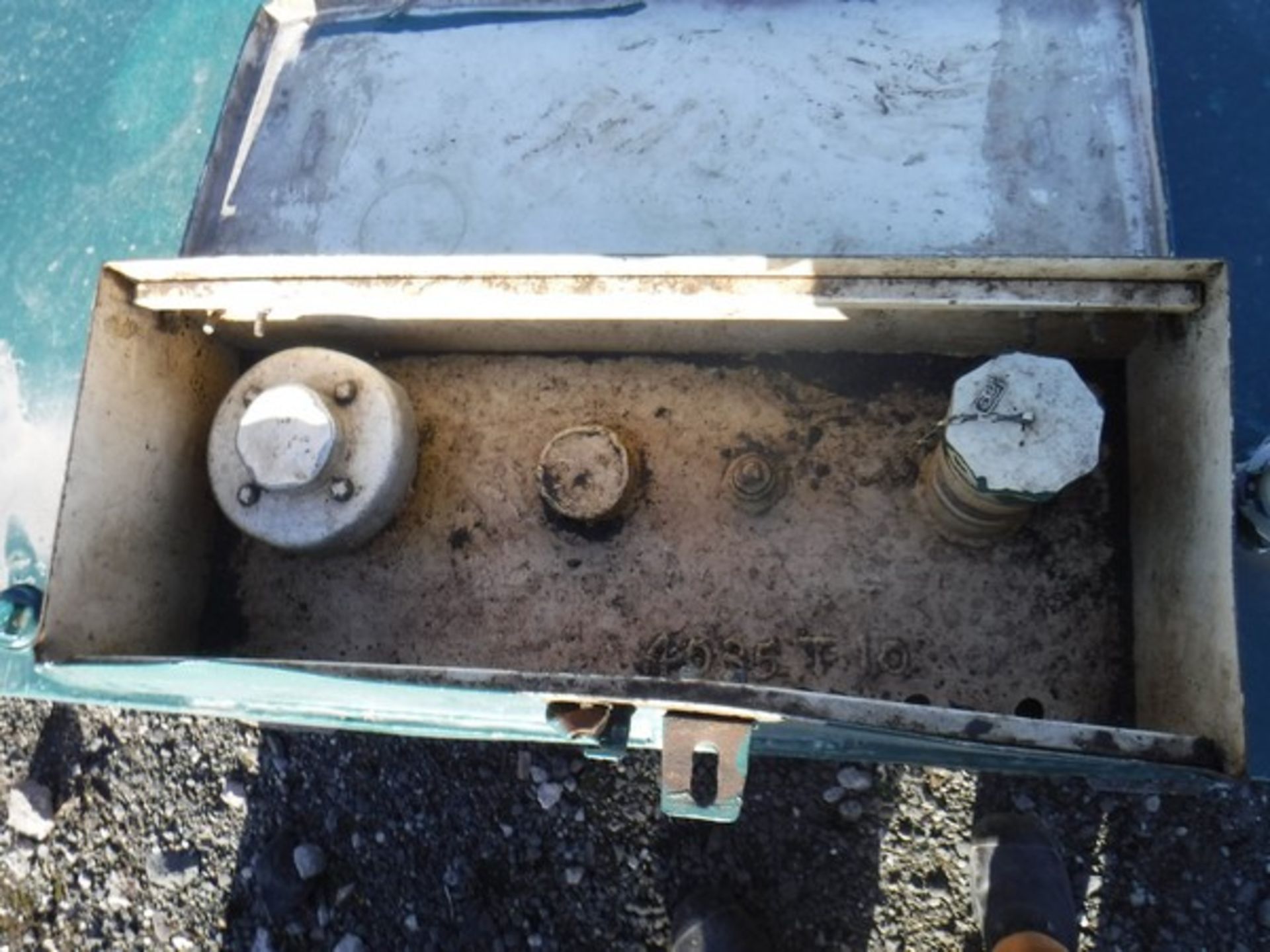 BUNDED fuel tank, 2000ltr - Image 2 of 4