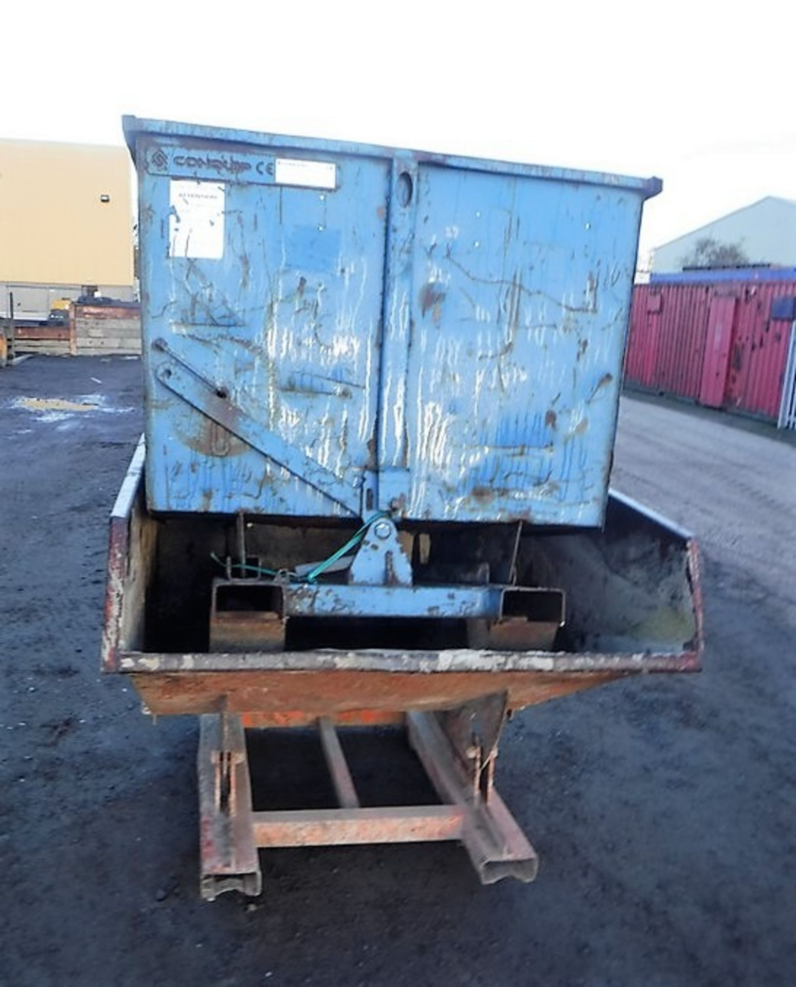 2015 CONQUIP 1200LTR tipping skip S/N CQ42242 & AK tipping skip Asset No AD1141 - Image 2 of 5