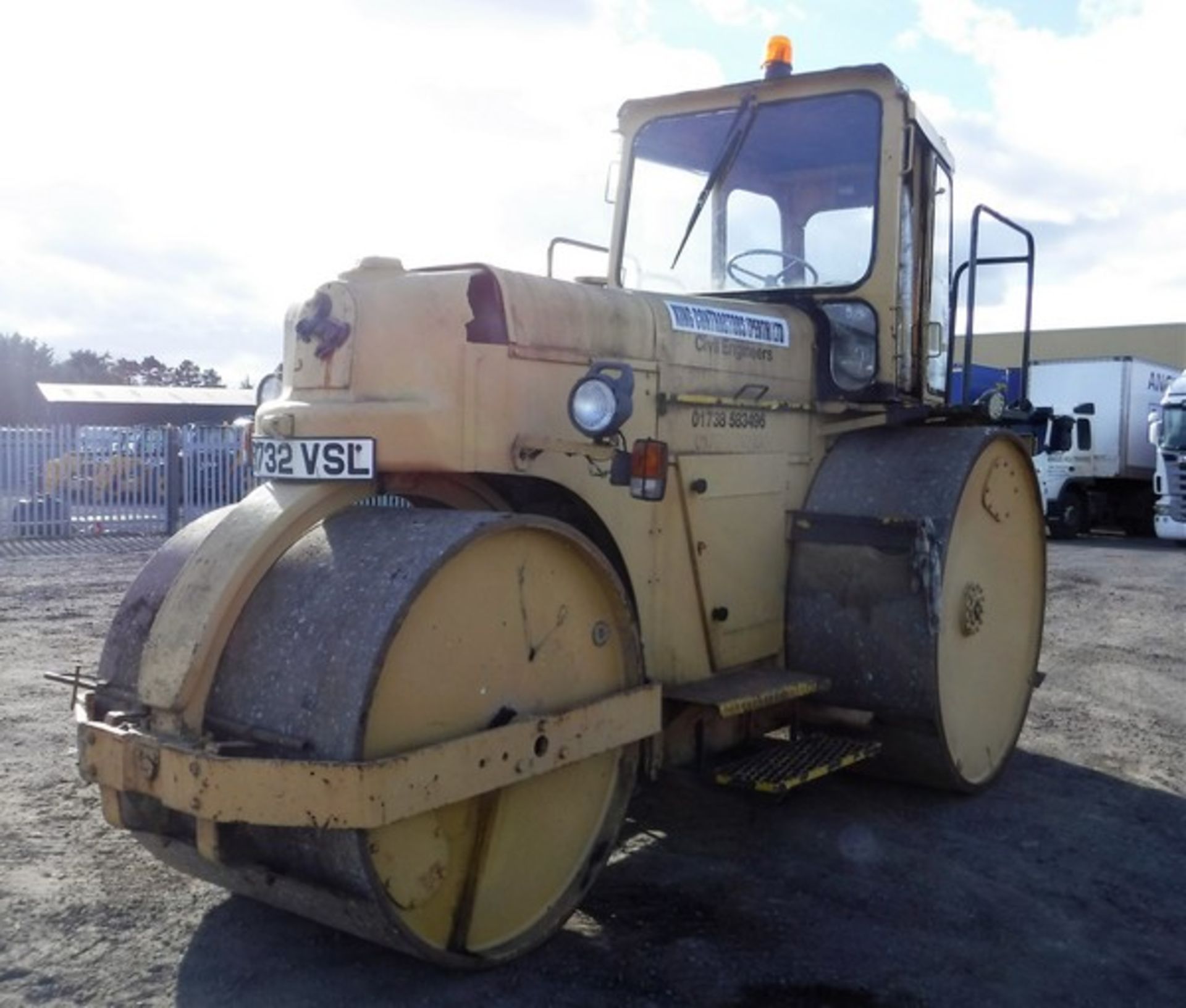 AVELING BARFORD ACD12 roller. Reg No B732 VSL. S/N GNS3633