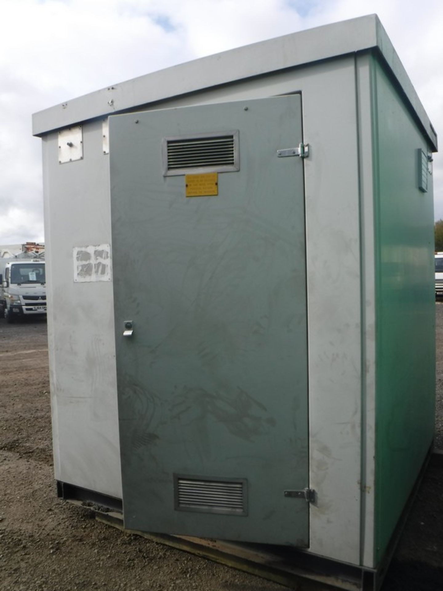 2m x 2m Kiosk (10 years approx) - Image 4 of 7