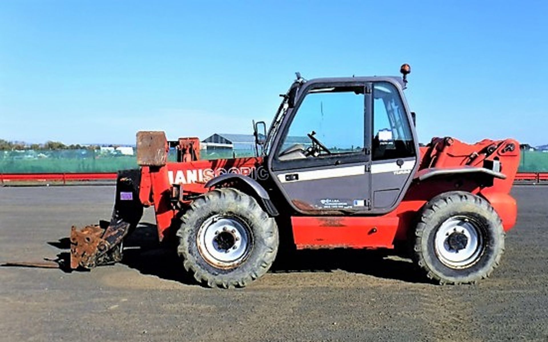 2004 MANITOU MT1340 Max lift 4000kg, max lift height 13m, max forward reach 9.35m. Reg No SV54 CXK. - Image 14 of 15