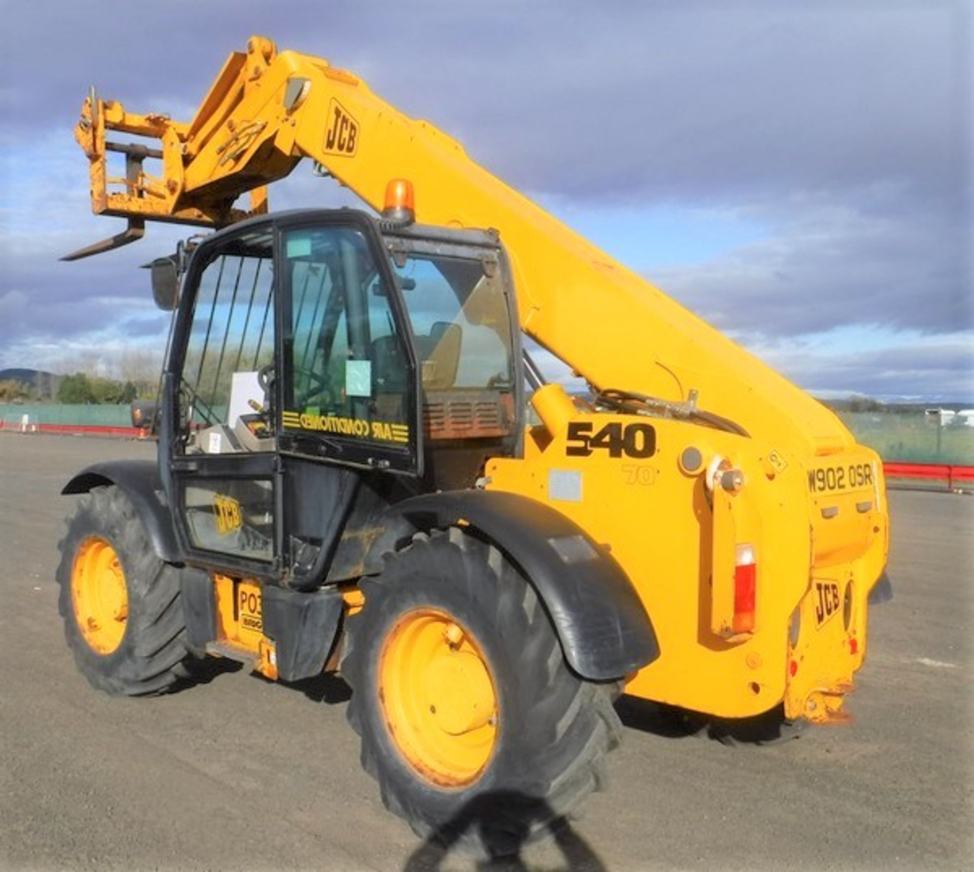 2000 JCB 540-70 telehandler c/w set of forks. Reg No W902 OSR s/n 0778427 2885hrs (not verified) - Bild 12 aus 14