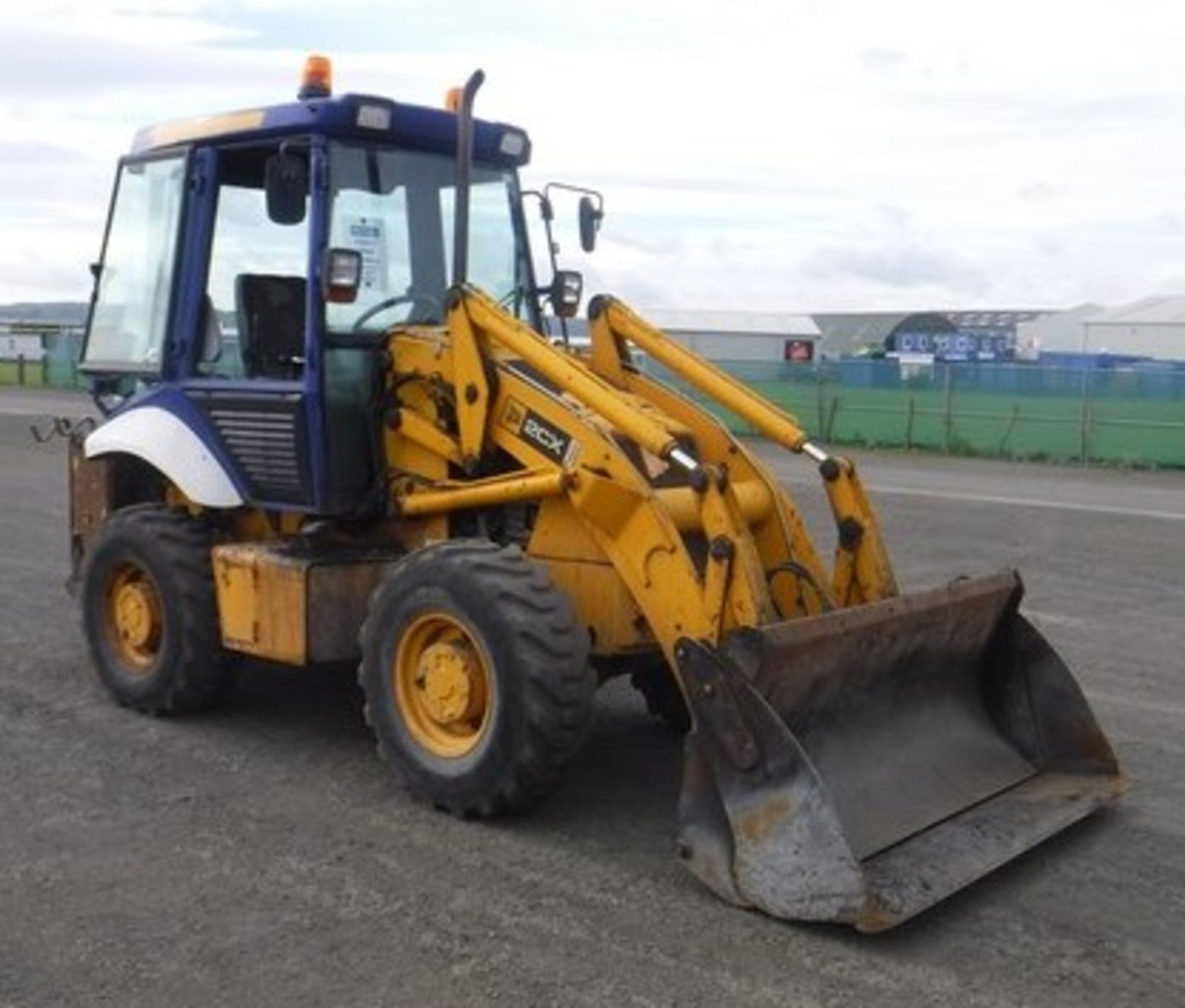 2006 JCB 2CX Airmaster. Reg - SP56 EPX. S/N 976367. 1 bucket. Hour clock inop. - Bild 9 aus 15