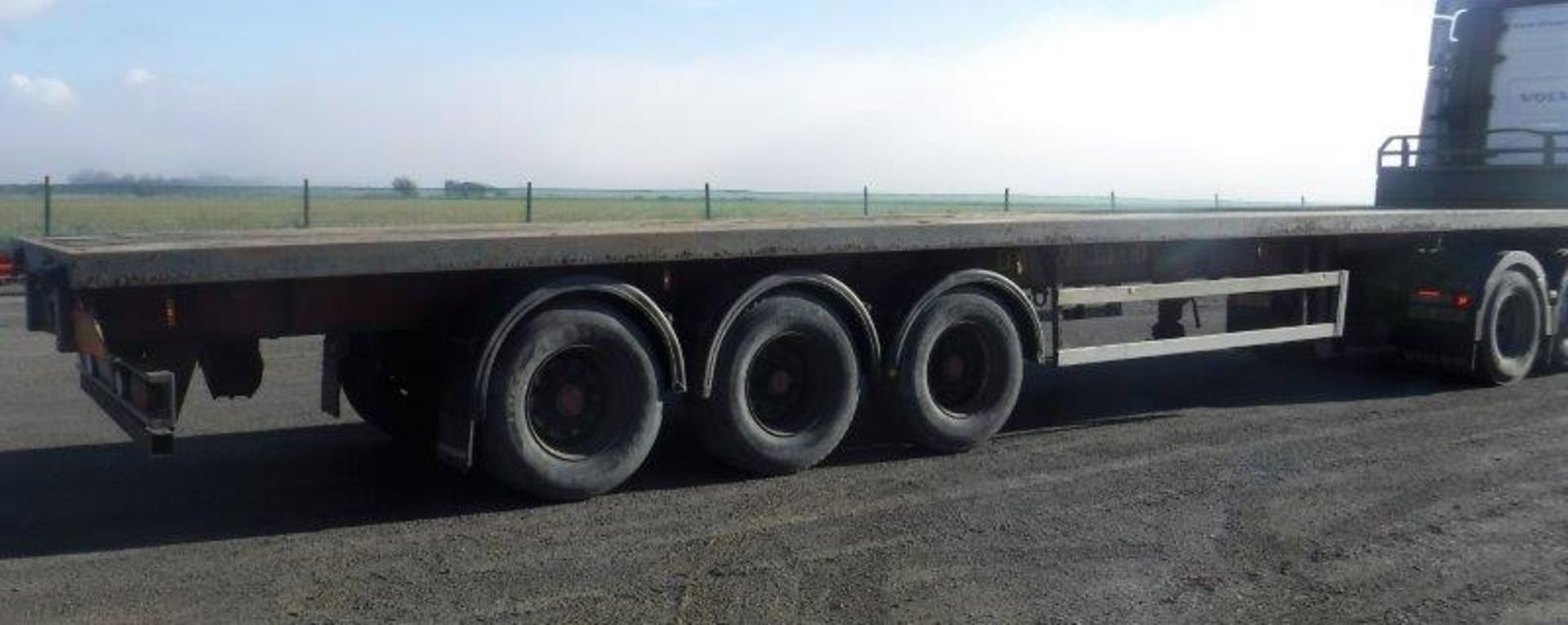 2005 MONTRACON triaxle flat bed trailer MOT April 2019 - Image 7 of 12