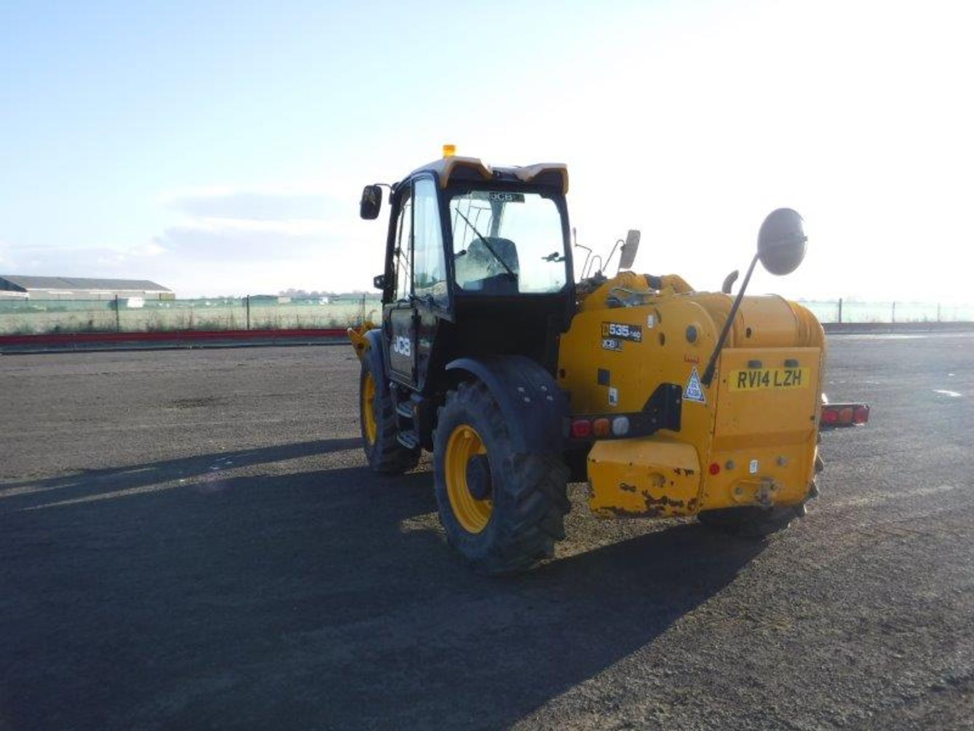 2014 JCB 535-140 c/w fork S/N JCB5APWGC02336955 - Image 13 of 15