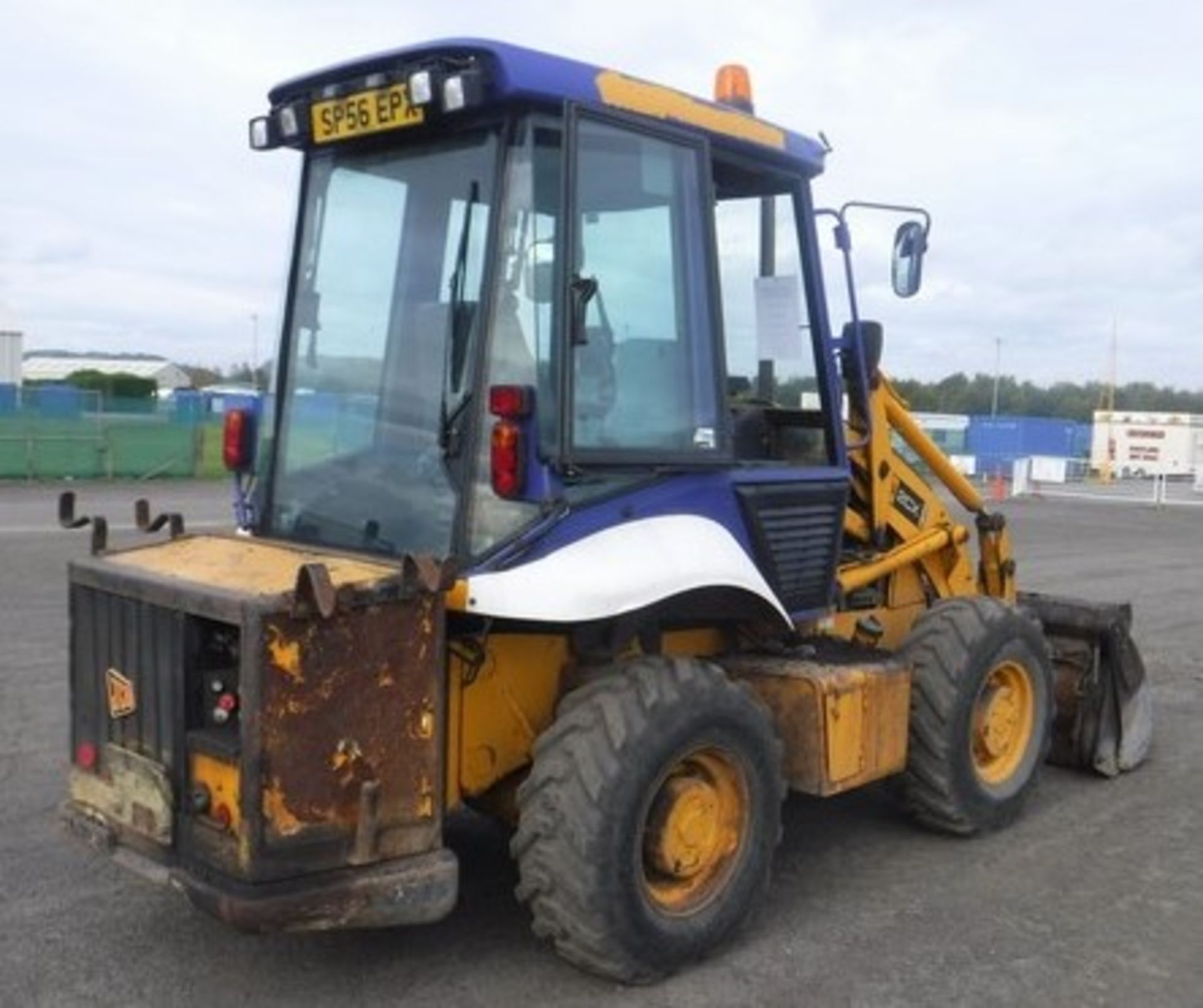 2006 JCB 2CX Airmaster. Reg - SP56 EPX. S/N 976367. 1 bucket. Hour clock inop. - Image 11 of 15