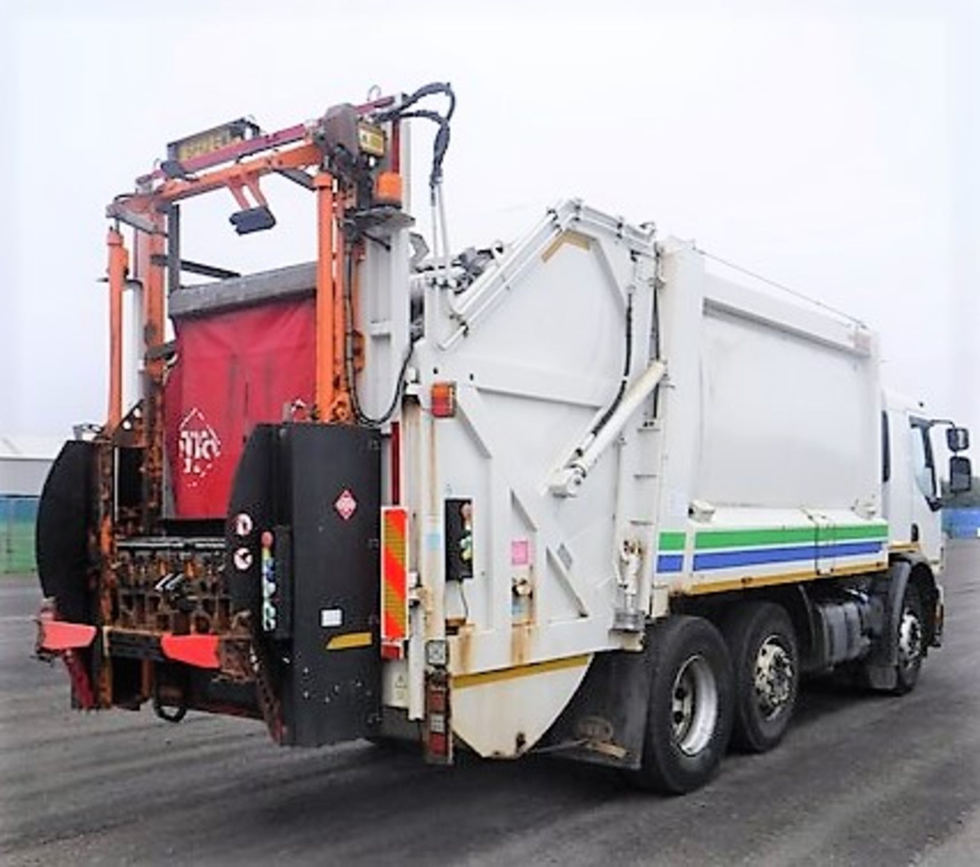 VOLVO FE - 300 7146cc - Image 18 of 22