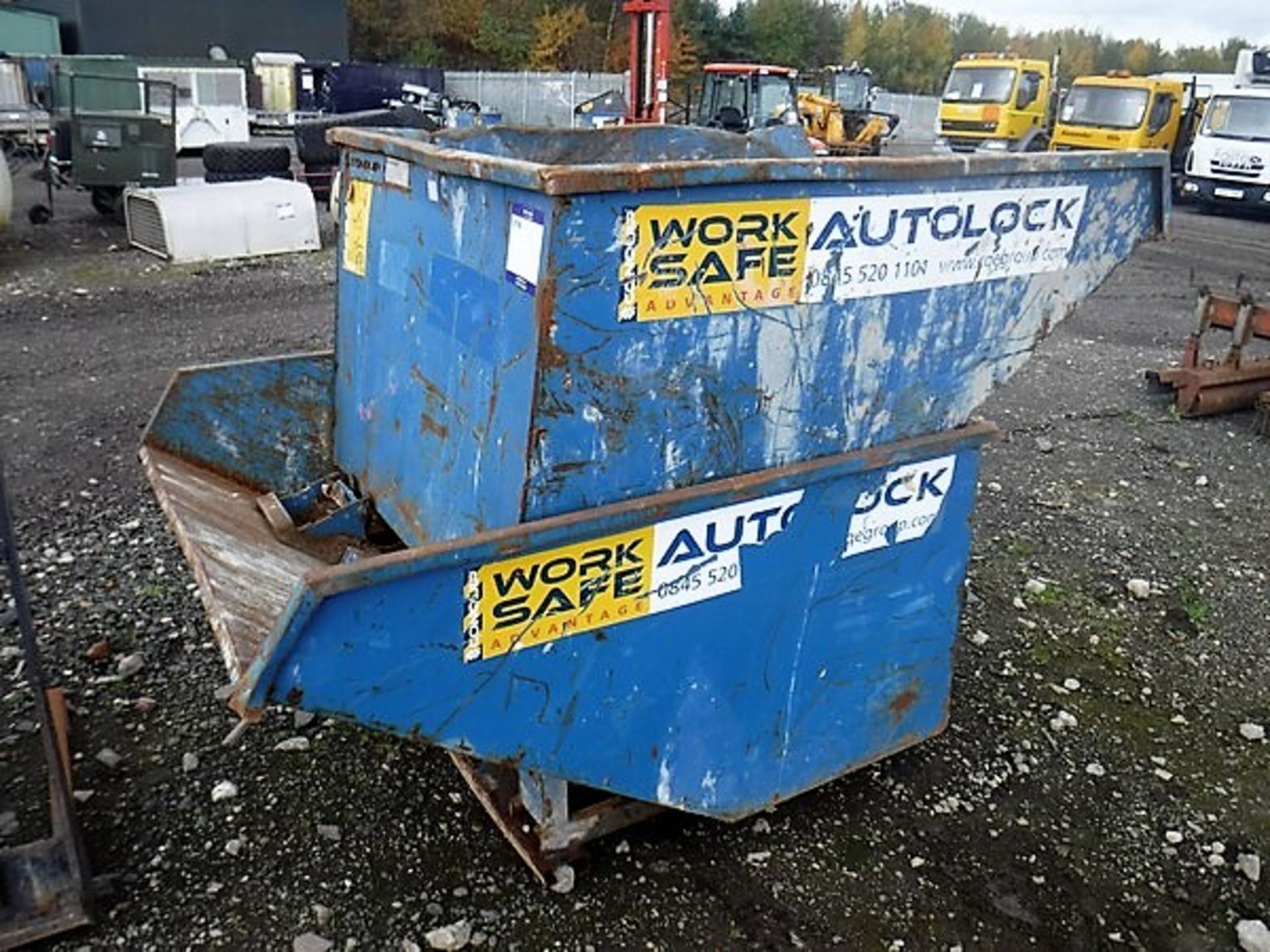 2015 CONQUIP 1200ltr tipping skips X 2 S/N CQ47581 & CQ47522 - Bild 3 aus 5