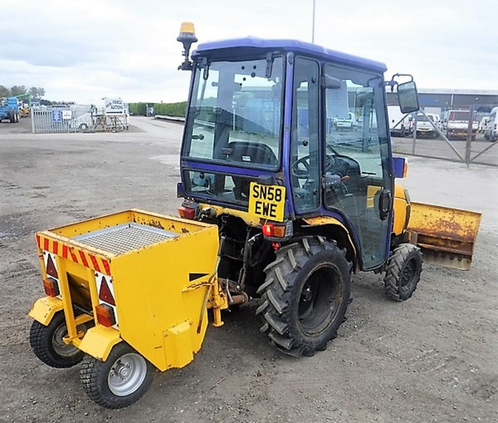 KUBOTA B2400 1123cc - Image 11 of 15