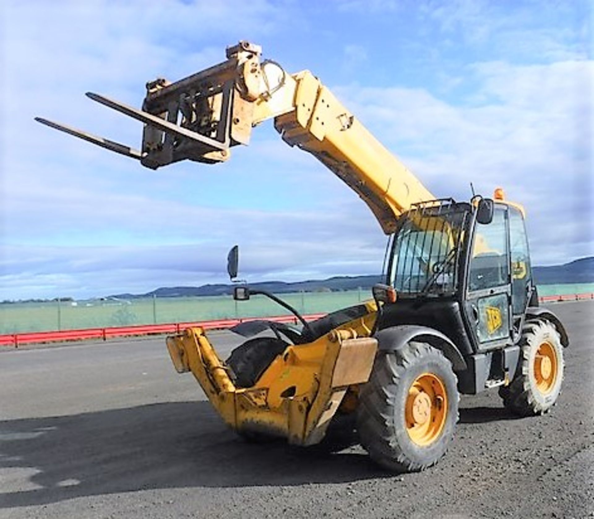 2004 JCB 535-125 telehandler Reg No SF54 LSX. S/N SLP53AFA4E1067866. Max reach12m