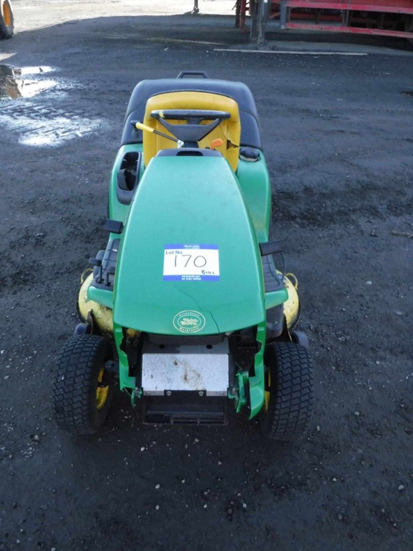 2005 JOHN DEERE LTR180. Tractor, deck & rear collector. - Image 3 of 10