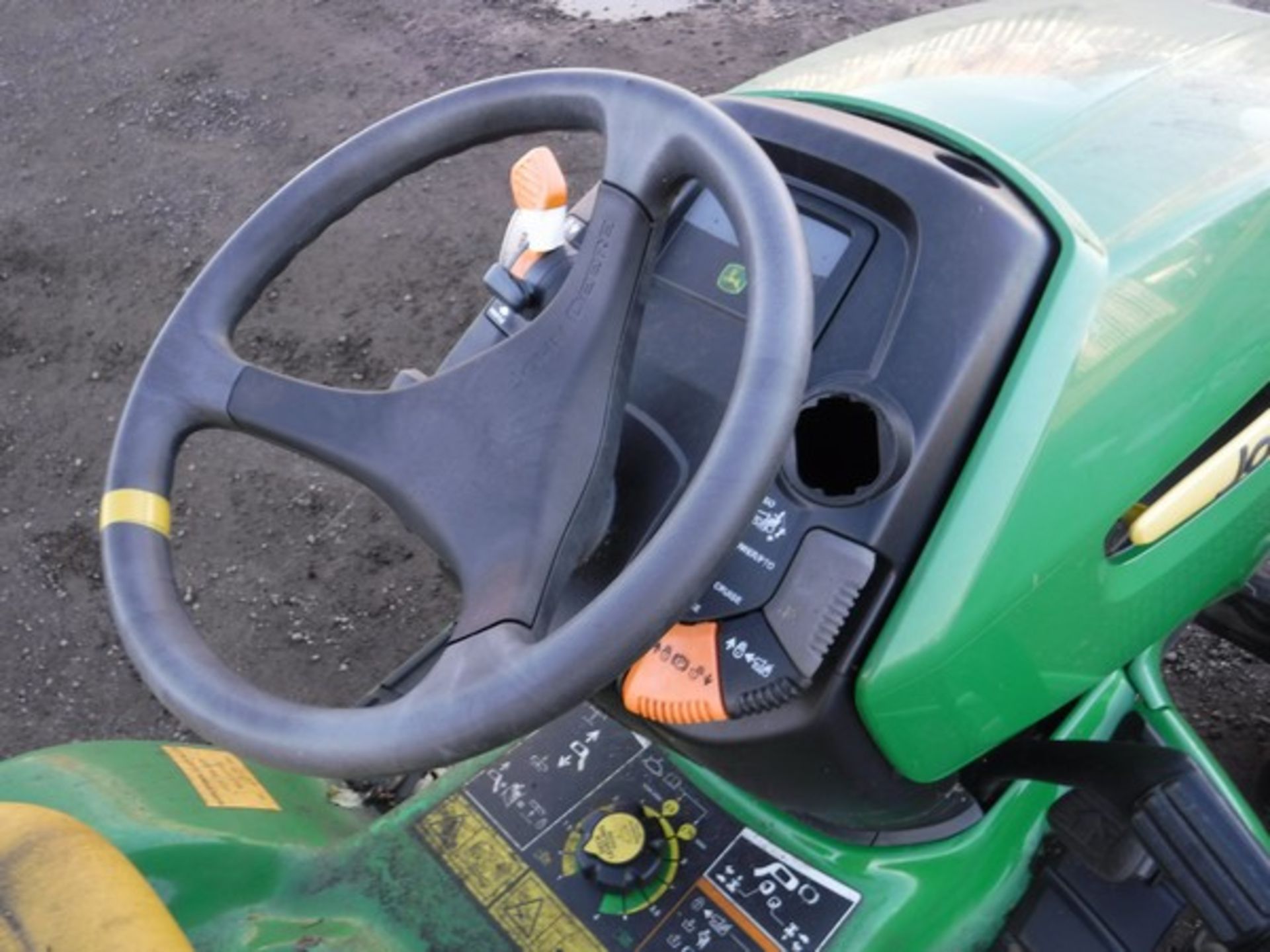 2008 JOHN DEERE X300. Tractor only, no engine or cutting deck. S/N MOX30013085788 - Image 9 of 9