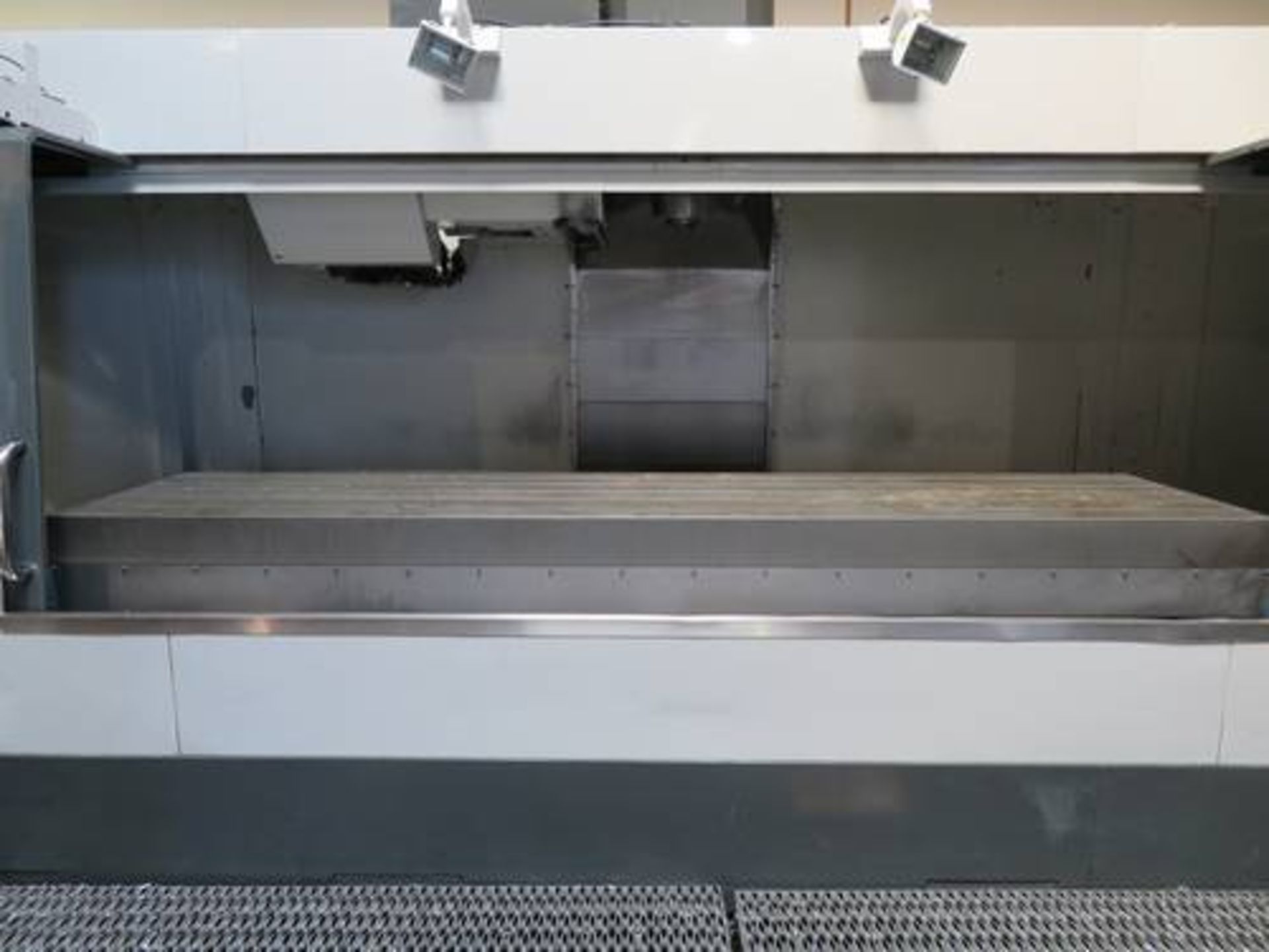 Haas VF10/50, 3-Axis V.M.C Haas Control, 120" x 32" x 30", 50 Taper, 7500 RPM Spindle, 30hp Spindle, - Image 3 of 5