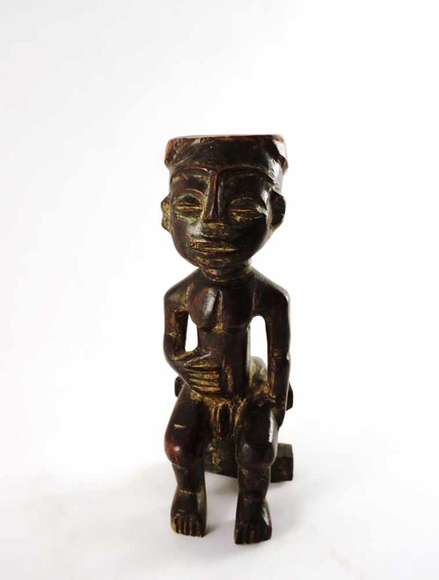 Sitzende männliche Figur der Bambara. Mali. H 26 cm