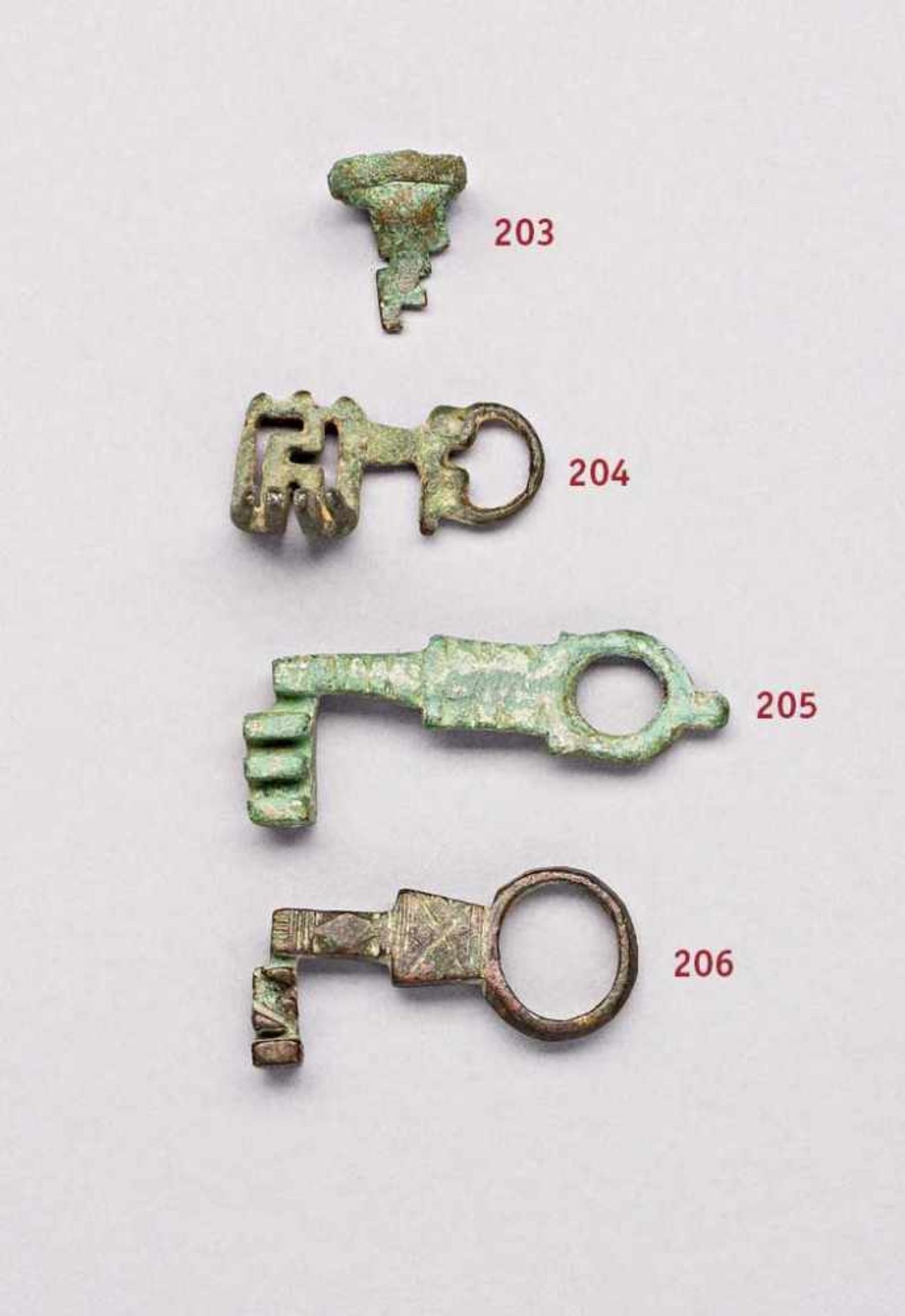 Römischer Fingerringschlüssel. Bronze. L 2,2 cm. Provenienz Sammlung Dr. Albert Maier