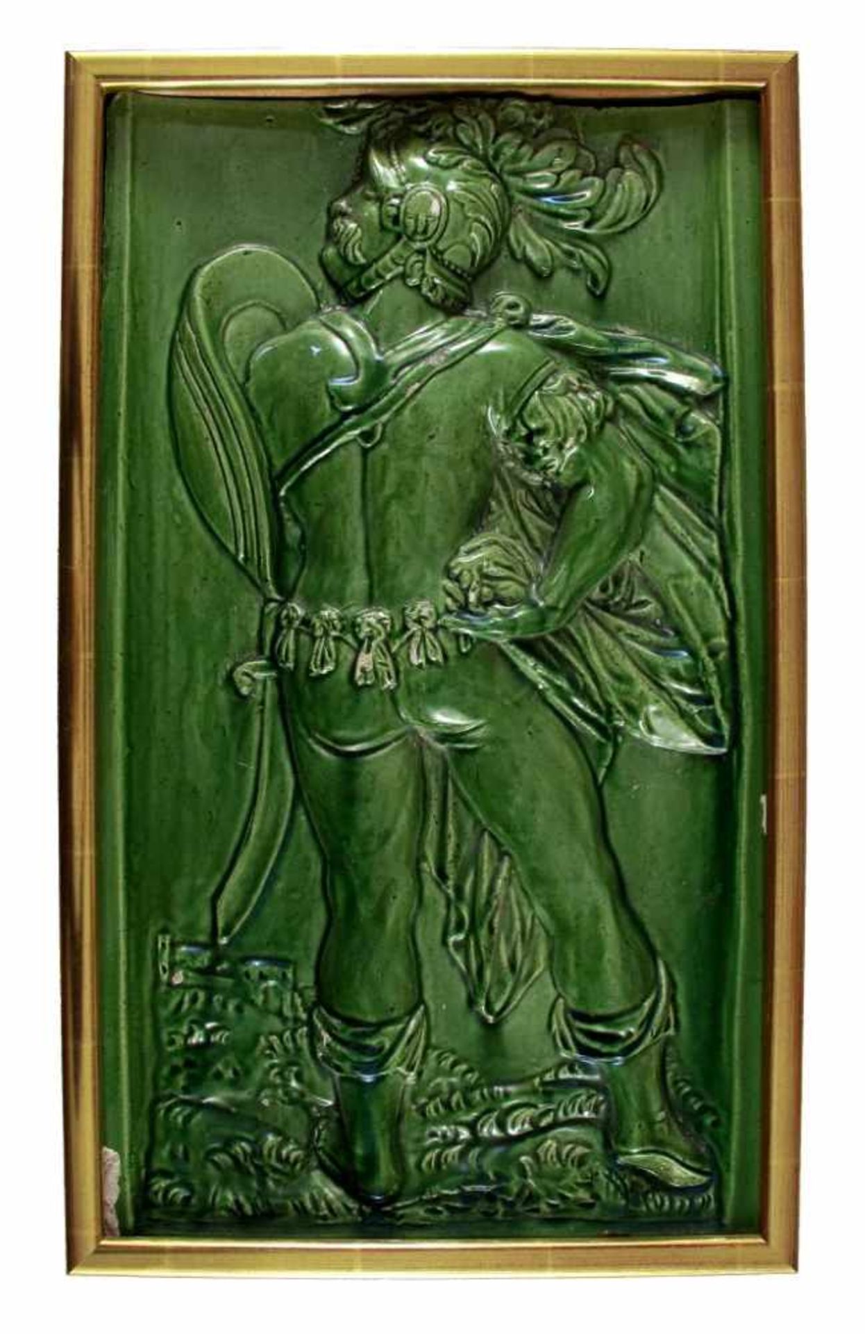 Große Ofenkachel. Nackter Krieger mit Schild. Grün glasierte Keramik. Historismus, 19. Jh. 47 x 27