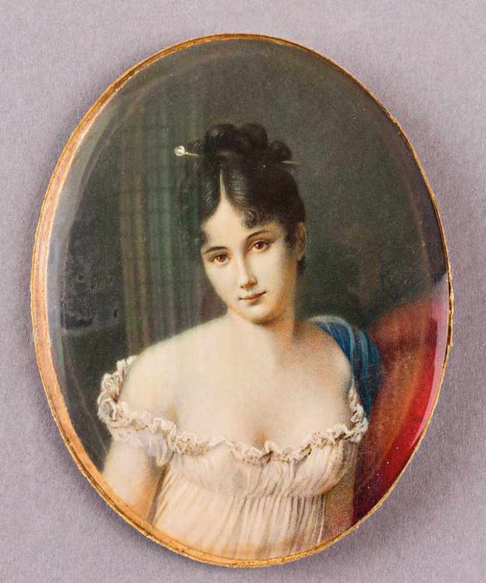 Portrait der Madame Recamier. Auf Elfenbein. 19. Jh. Oval, 8,5 x 6,5 cm. R