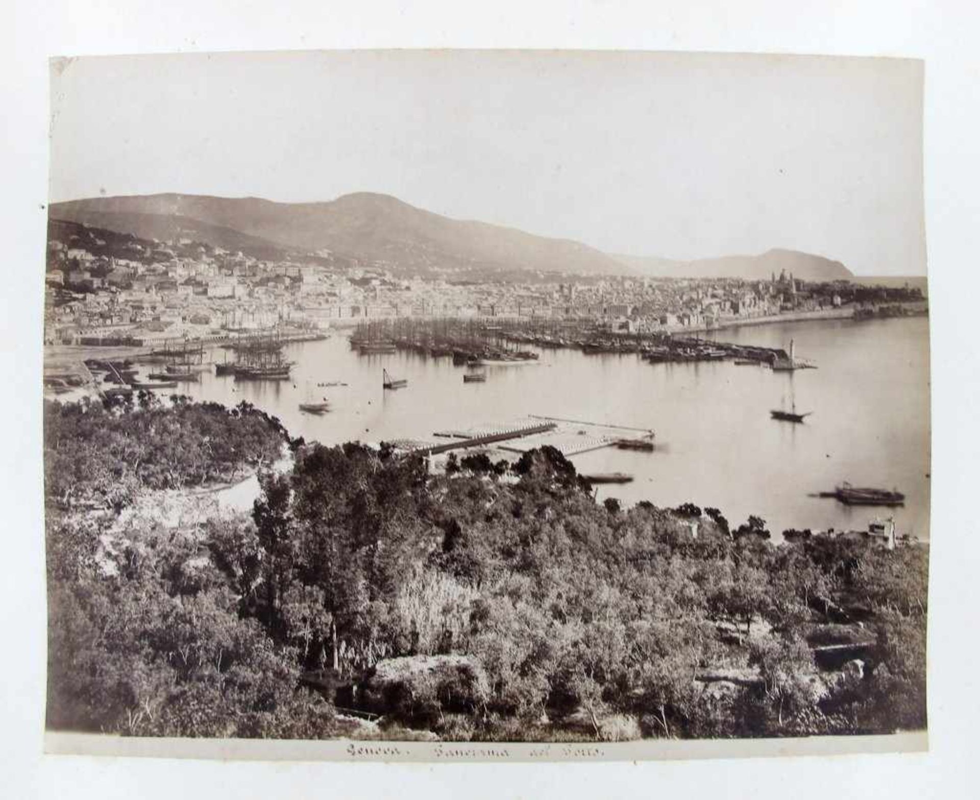 Italienische und Schweizer Ansichten: Bellagio, Campagna di Roma, Capri, Florenz, Genua, Lago - Image 30 of 35