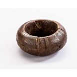 Bronzereif. 1340 g. Primitivgeld. Ø 10 cm