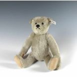 Steiff-Teddybär. Bewegliche Gliedmaßen. H 30 cm