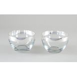 Paar Glasschalen mit Feinsilberrand. H 8,5 cm, Ø 13 cm