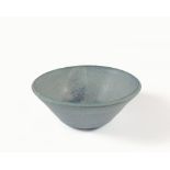 Kleine Keramikschale. Blaue gesprenkelte Glasur. Ø 13,5 cm