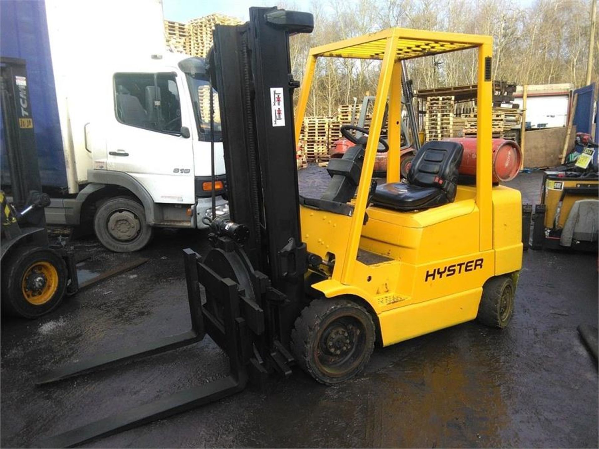 Refurbished HYSTER 2.5t GAS Truck With 360° Fork Rotator. - Image 6 of 6