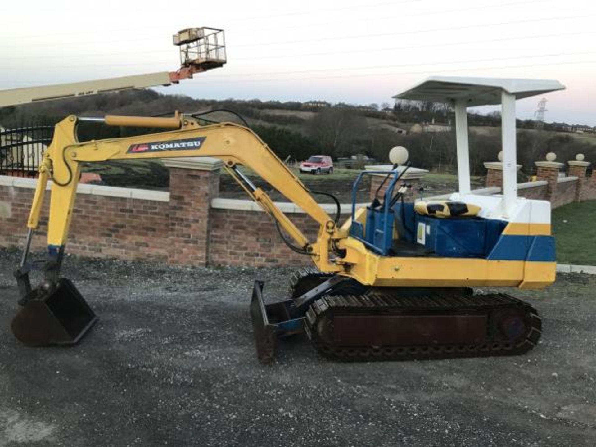 KOMATSU 3 TON