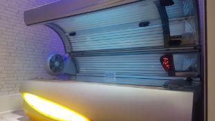 Soltron XL-70 Tanning Bed Lie Down Sunbed