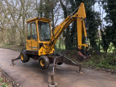SMALLEY 425 RUBBER DUCK MINI DIGGER EXCAVATOR TWO BUCKETS