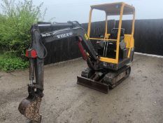 VOLVO EC15B 1.5 TON MINI DIGGER EXCAVATOR TWO BUCKETS