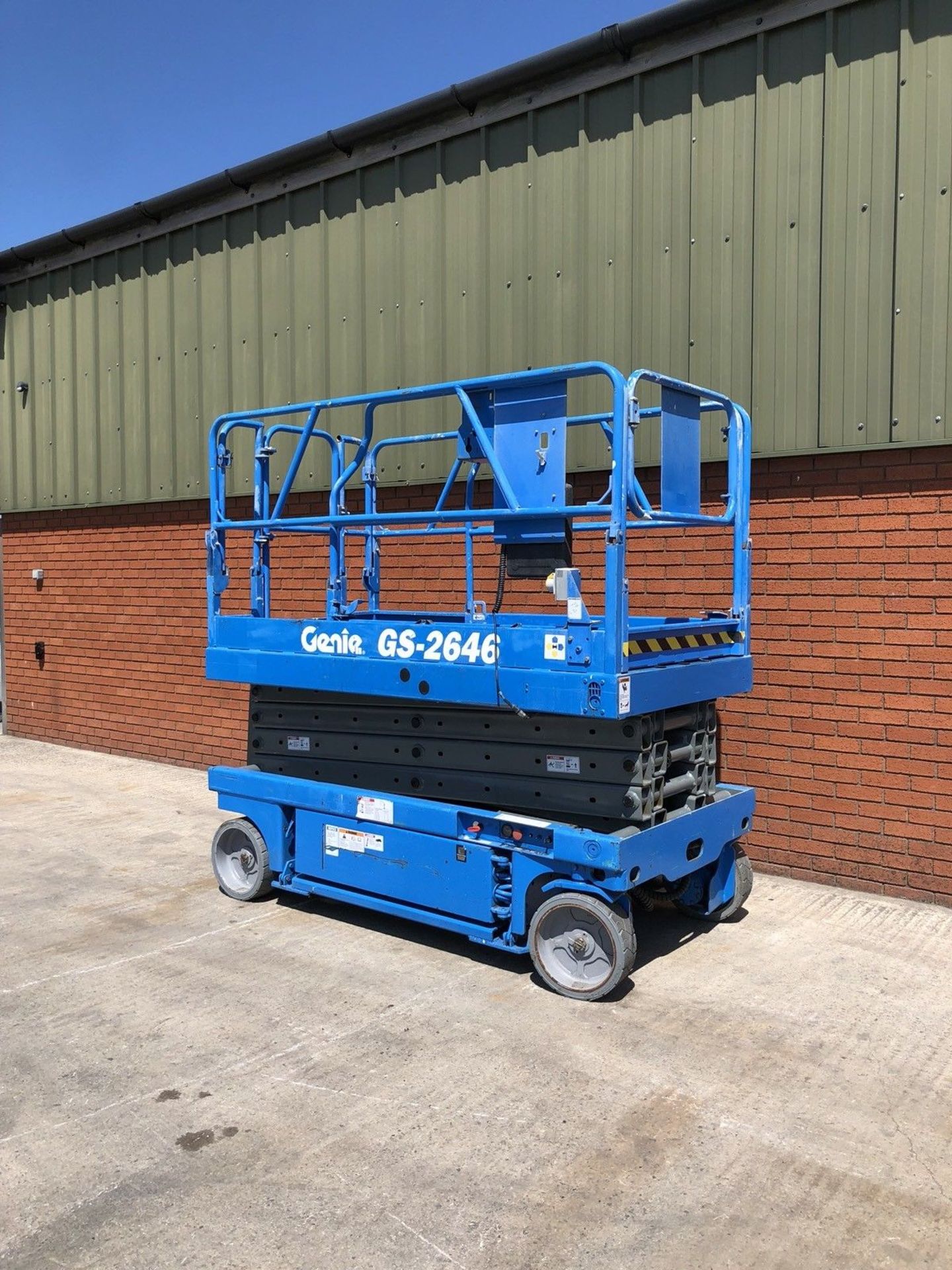 Genie GS2646 scissor lift cherry Picker - Image 4 of 9