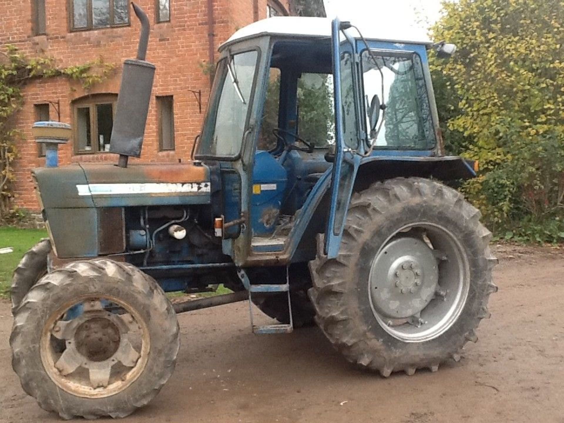 County Ford 7600-4 tractor - Image 5 of 12