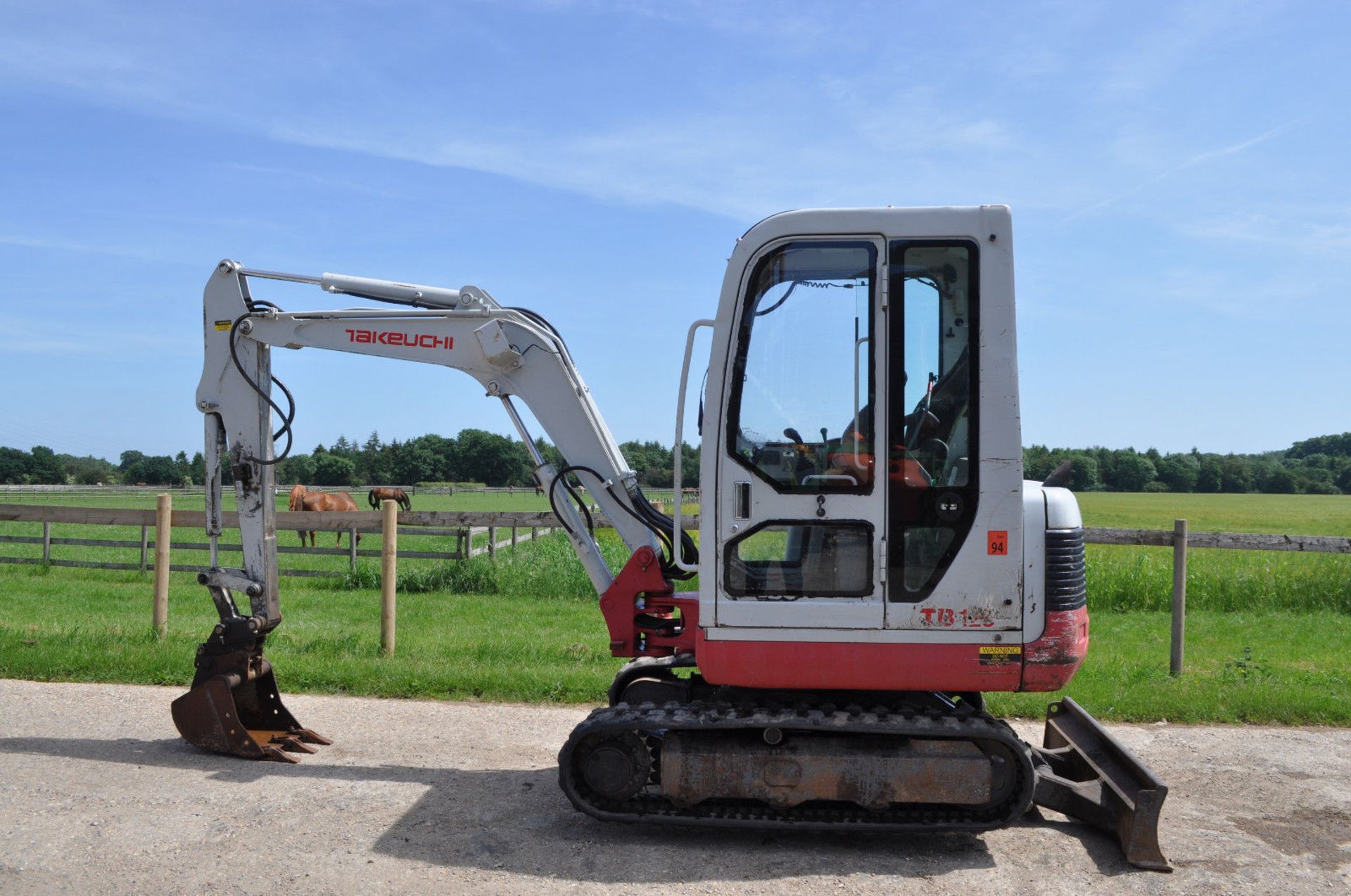 TAKEUCHI TB125 2.8t Mini Excavator / Digger - Bild 10 aus 11