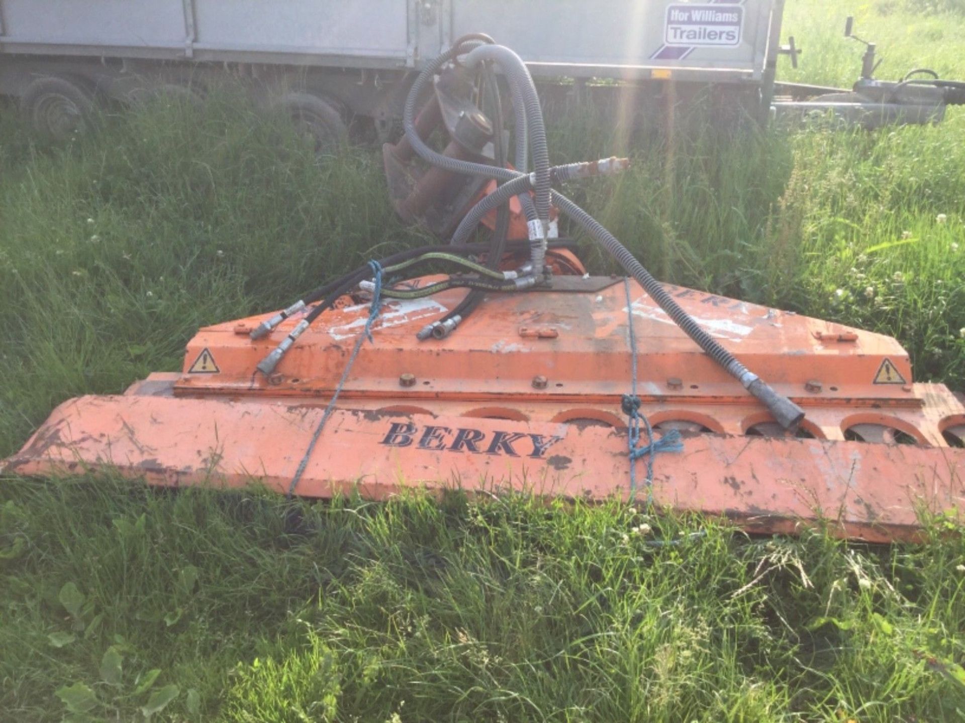 Berky 5810 Excavator Mounted Tree Cutter - Image 2 of 7