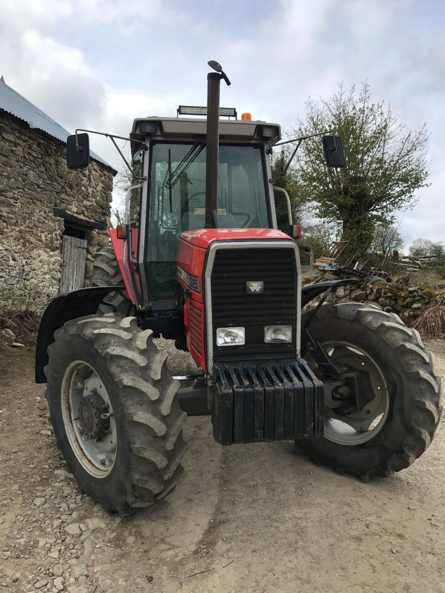 Massey Ferguson 3125 4WD Tractor - Image 2 of 10