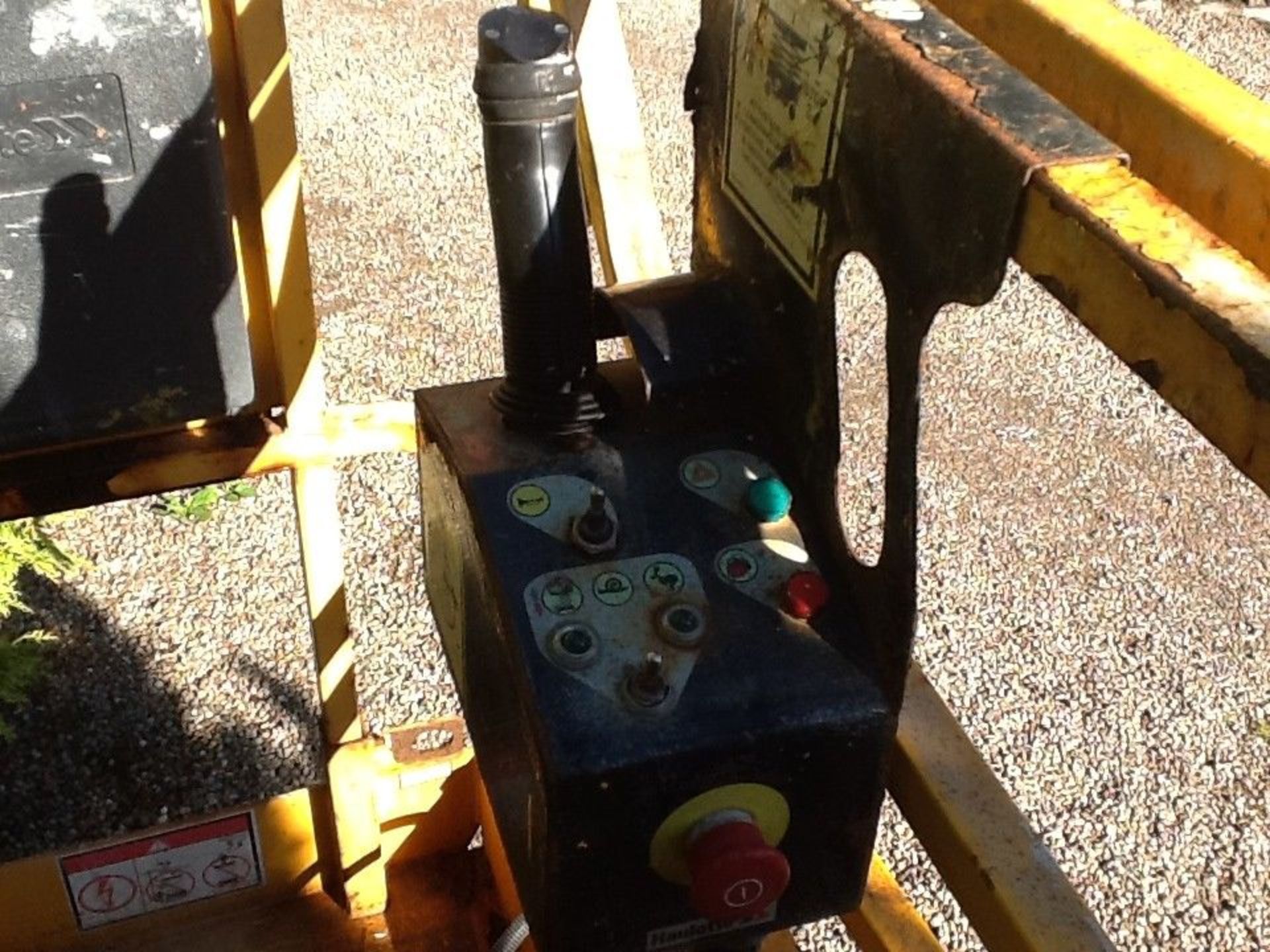 Battery Scissor Lift - Image 4 of 7