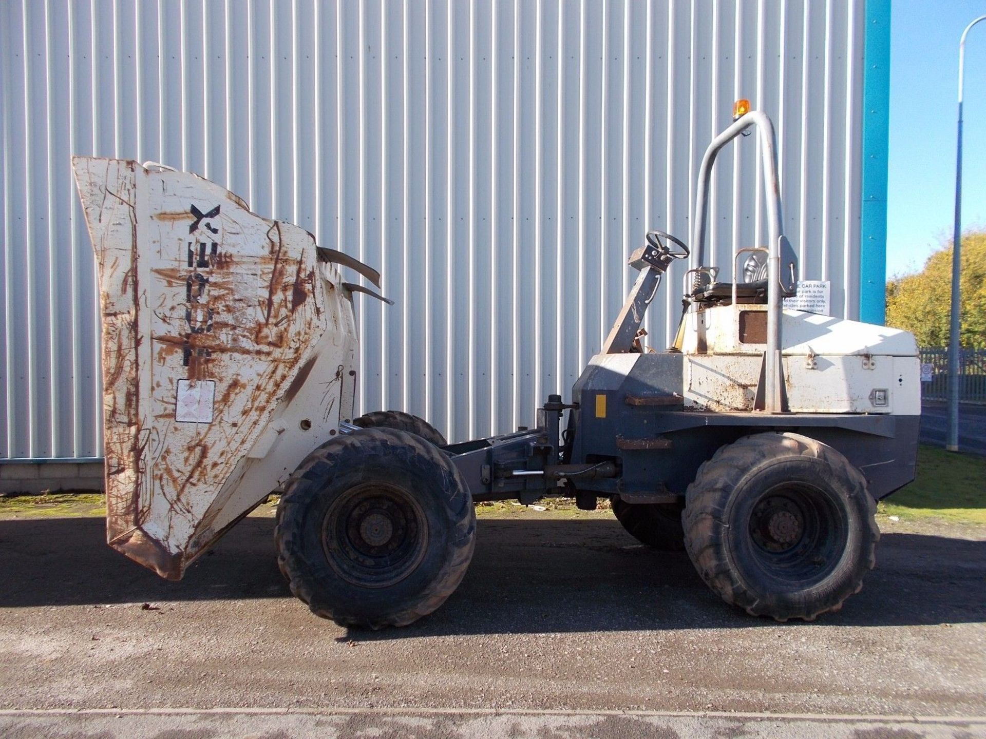 JCB 8018 CTS year 2008 FULL CAB Mini Excavator / Digger - Image 11 of 11