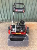 Pedestrian mower Toro Greensmaster 1000