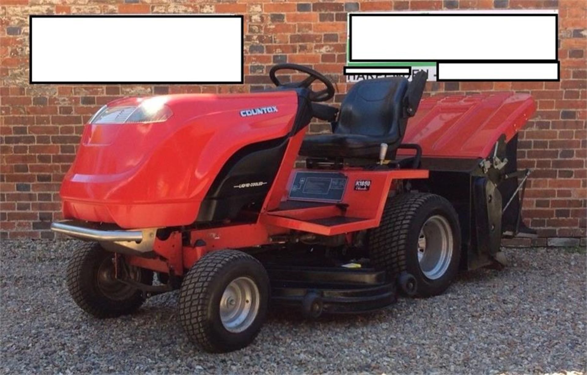 Countax K18-50 Ride On Mower sit on lawn - Image 4 of 11